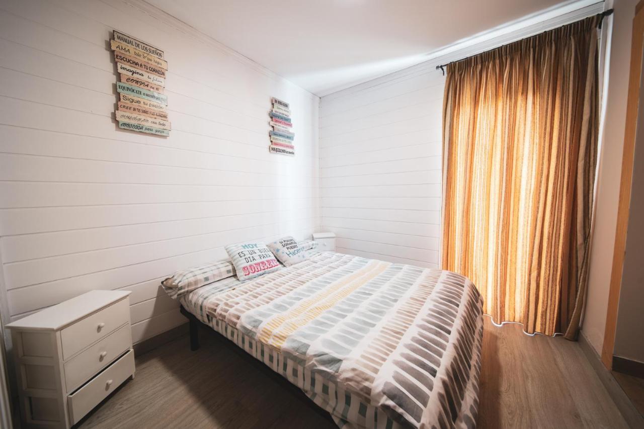 Albergue Barullo - Cubiculos - Literas - Habitaciones サリア エクステリア 写真