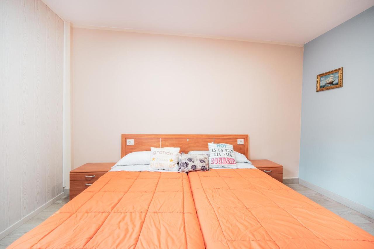 Albergue Barullo - Cubiculos - Literas - Habitaciones サリア エクステリア 写真