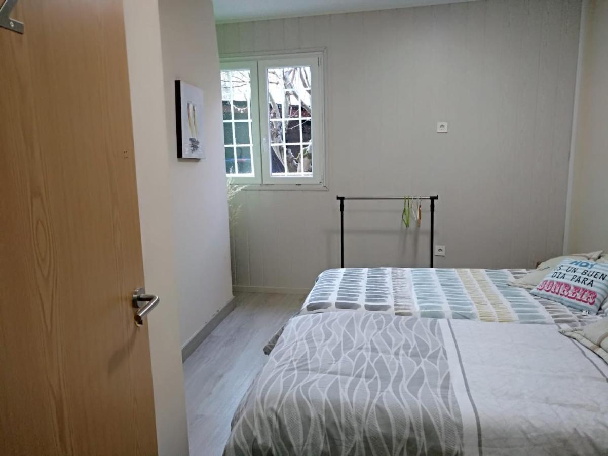 Albergue Barullo - Cubiculos - Literas - Habitaciones サリア エクステリア 写真